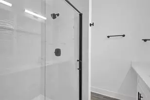 21200 Portsmouth Cove, Lago Vista, TX 78645 - Photo 13