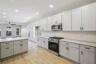 2608 Century Park Blvd, Austin, TX 78727 - Photo 15