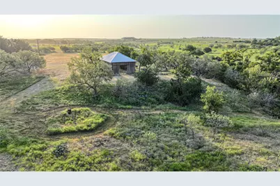 2562 County Road 2315, Lampasas, TX 76550 - Photo 5