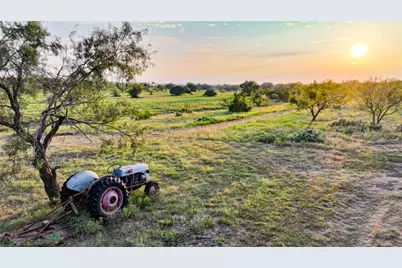 2562 County Road 2315, Lampasas, TX 76550 - Photo 13