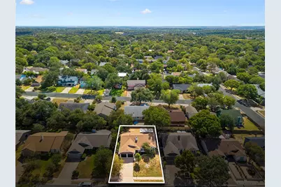 7901 Seminary Ridge Drive, Austin, TX 78745 - Photo 23
