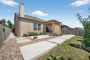 1820 Stinnett Dr, Leander, TX 78641 - Photo 7