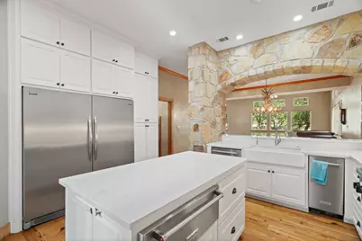 412 Haney Trace, Horseshoe Bay, TX 78657 - Photo 23