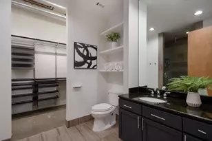 800 W 5th St, Austin, TX 78703 - Photo 21