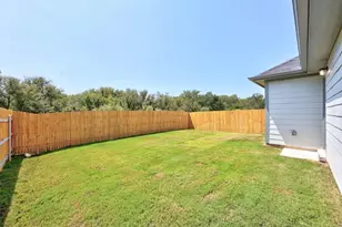 298 Bendecido Loop, Elgin, TX 78621 - Photo 25