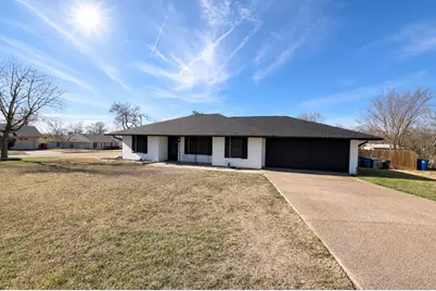 4500 Woodmoor Circle, Austin, TX 78721 - Photo 1