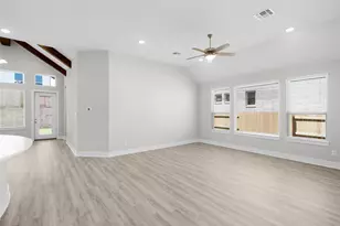 132 Sandrock Trl, Georgetown, TX 78633 - Photo 13