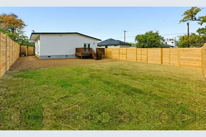 1197 Coleto Street, Austin, TX 78702 - Photo 25