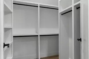 1197 Coleto St, Austin, TX 78702 - Photo 17