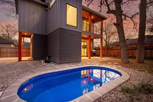 910 Tillery St, Austin, TX 78702 - Photo 37