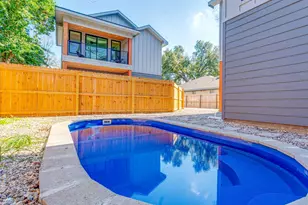 910 Tillery St, Austin, TX 78702 - Photo 39
