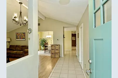 11108 Applewood Drive, Austin, TX 78758 - Photo 5