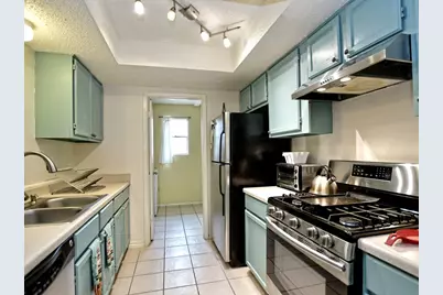 11108 Applewood Drive, Austin, TX 78758 - Photo 13