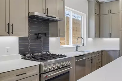 8115 Rockwood Lane #A, Austin, TX 78757 - Photo 7