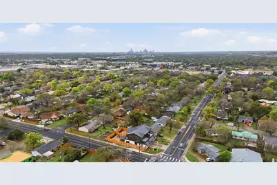 8115 Rockwood Lane #A, Austin, TX 78757 - Photo 37