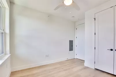 1701 Simond Avenue #633, Austin, TX 78723 - Photo 9