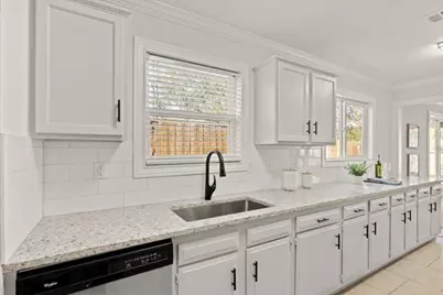 3206 Barnsley Drive, Austin, TX 78745 - Photo 11