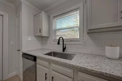 3206 Barnsley Drive, Austin, TX 78745 - Photo 13