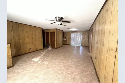 530A S Guadalupe Street, Lockhart, TX 78644 - Photo 7