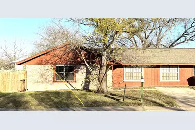 530A S Guadalupe Street, Lockhart, TX 78644 - Photo 1