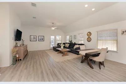 360 Jefferson Drive, Kyle, TX 78640 - Photo 13