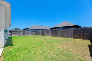 360 Jefferson Dr, Kyle, TX 78640 - Photo 29