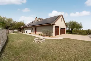 1005 Canyonwood Dr, Dripping Springs, TX 78620 - Photo 33