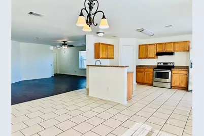 113 Sylvan Street, Hutto, TX 78634 - Photo 9