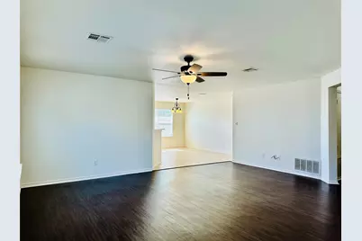 113 Sylvan Street, Hutto, TX 78634 - Photo 7
