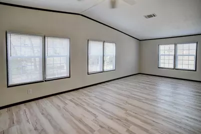 552 S Old Potato Road, Paige, TX 78659 - Photo 27