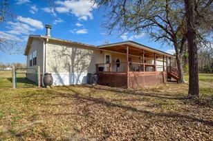 552 S Old Potato Rd, Paige, TX 78659 - Photo 35