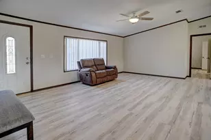 552 S Old Potato Rd, Paige, TX 78659 - Photo 7