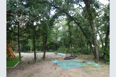 191 Hickory Lane, Elgin, TX 78621 - Photo 17