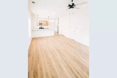 7051 Meadow Lake Boulevard #3103, Austin, TX 78744 - Photo 13