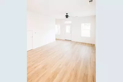 7051 Meadow Lake Boulevard #3103, Austin, TX 78744 - Photo 15