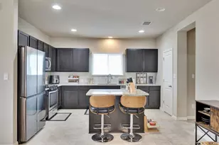 106 Mossycup Dr, San Marcos, TX 78666 - Photo 11