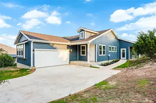 4004 Rock Park Cir, Lago Vista, TX 78645 - Photo 3