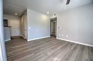 2320 Gracy Farms Ln, Austin, TX 78758 - Photo 7