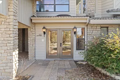 207 Free Rein #1, Horseshoe Bay, TX 78657 - Photo 3