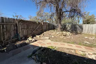 10208 Thomaswood Ln, Austin, TX 78736 - Photo 19