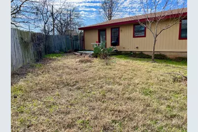 10208 Thomaswood Lane, Austin, TX 78736 - Photo 9