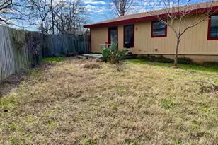 10208 Thomaswood Ln, Austin, TX 78736 - Photo 9