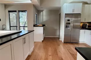 8302 Appalachian Dr, Austin, TX 78759 - Photo 17