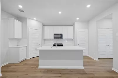 126 Fairmeadow Downs Drive, Hutto, TX 78634 - Photo 5