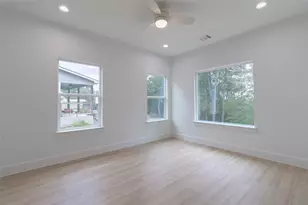 109 E Keanahalululu Ln, Bastrop, TX 78602 - Photo 33