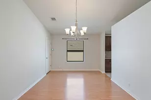 710 Hedgewood Dr, Georgetown, TX 78628 - Photo 11