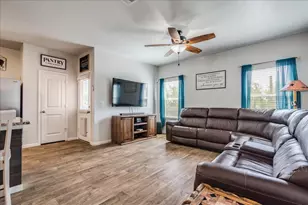 202 Hess Dr, Kyle, TX 78640 - Photo 9