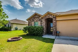 202 Hess Dr, Kyle, TX 78640 - Photo 3