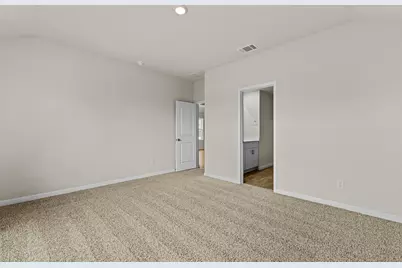 204 Raymondville Path, San Marcos, TX 78666 - Photo 5