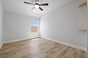 502 Sherwood Ct, Georgetown, TX 78628 - Photo 17